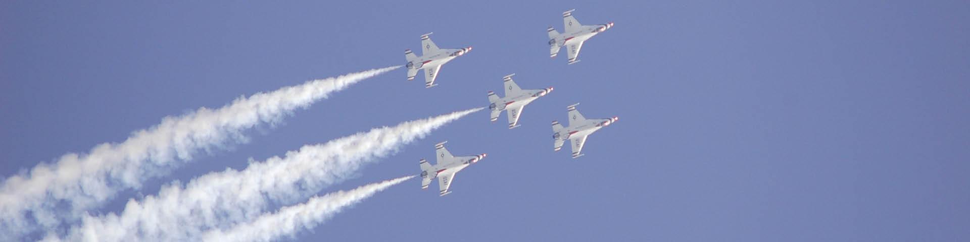 Image of Airshow 5 planes in the sky